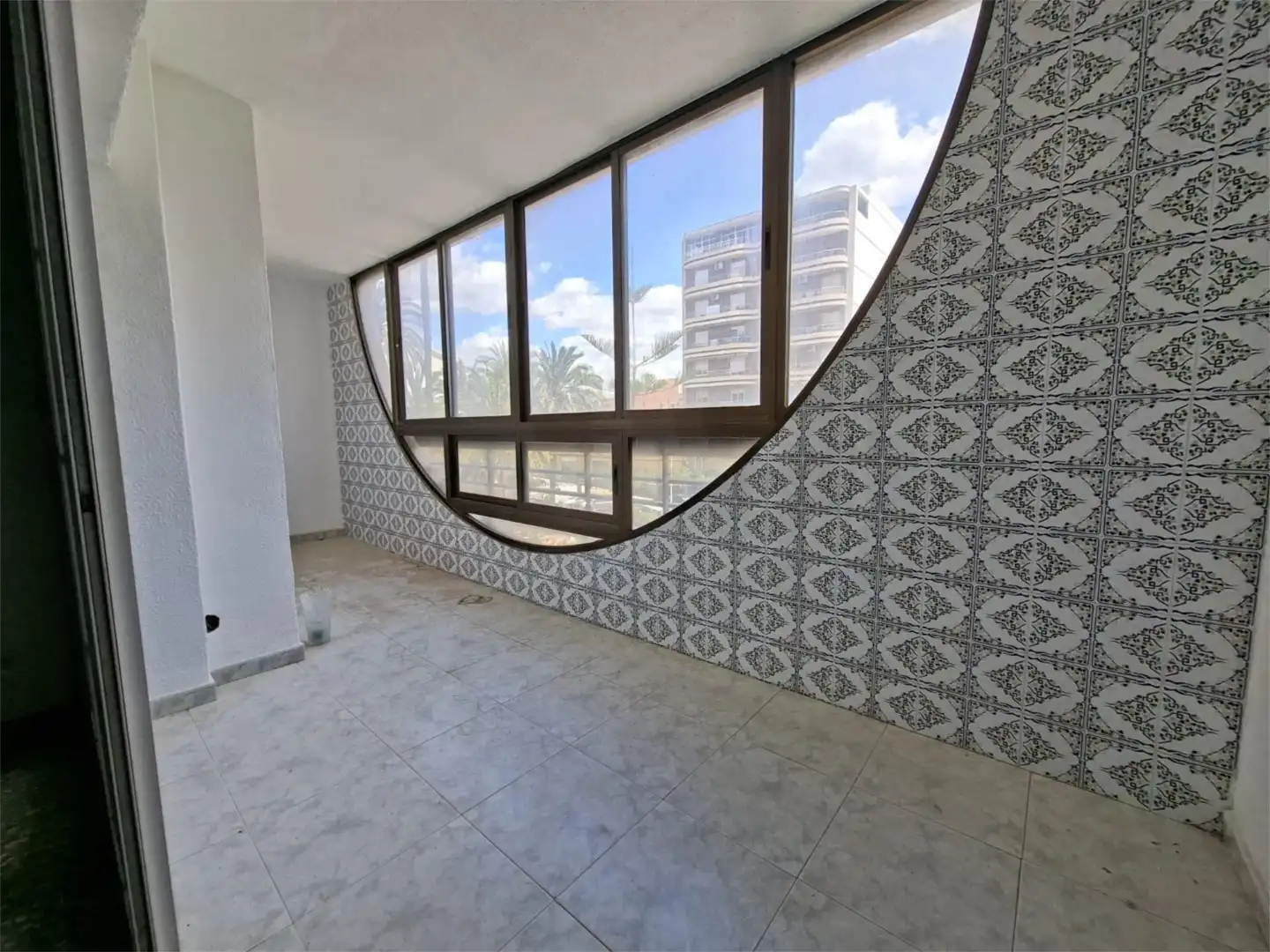 Terraza de Piso en venta en Crevillent con Aire acondicionado, Amueblado y Balcón