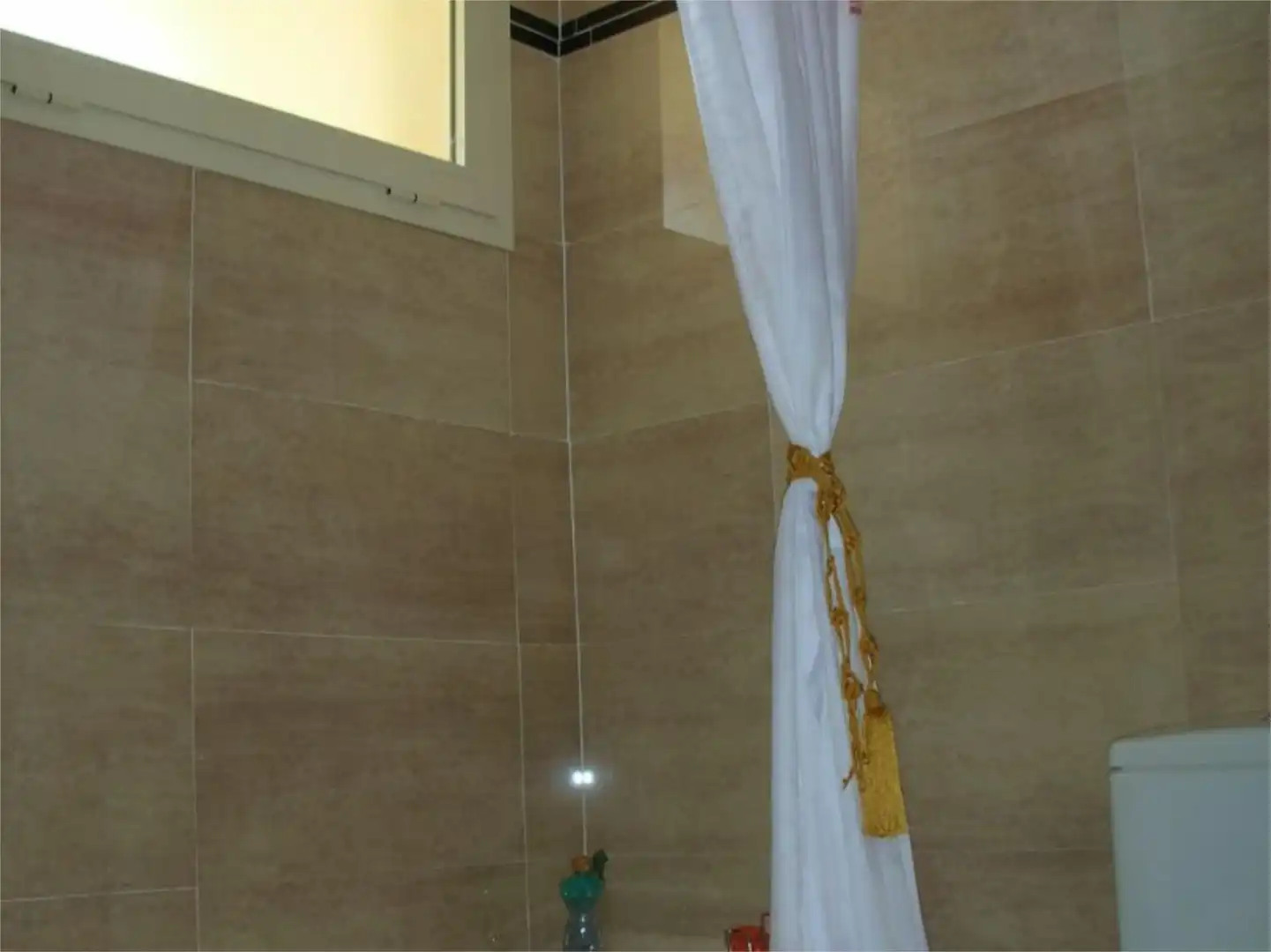 Flat for sale in Avenida de la Unicef, 55, Pinos de Alhaurín Bathroom of Flat for sale in Alhaurín de la Torre with Air Conditioner, Terrace and Swimming Pool