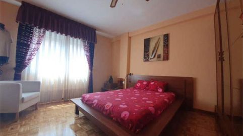 Foto 3 de Piso de alquiler en Llano, Gijón