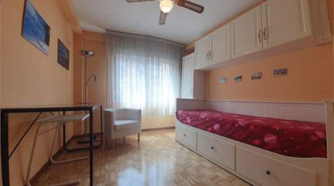 Foto 4 de Piso de alquiler en Llano, Gijón
