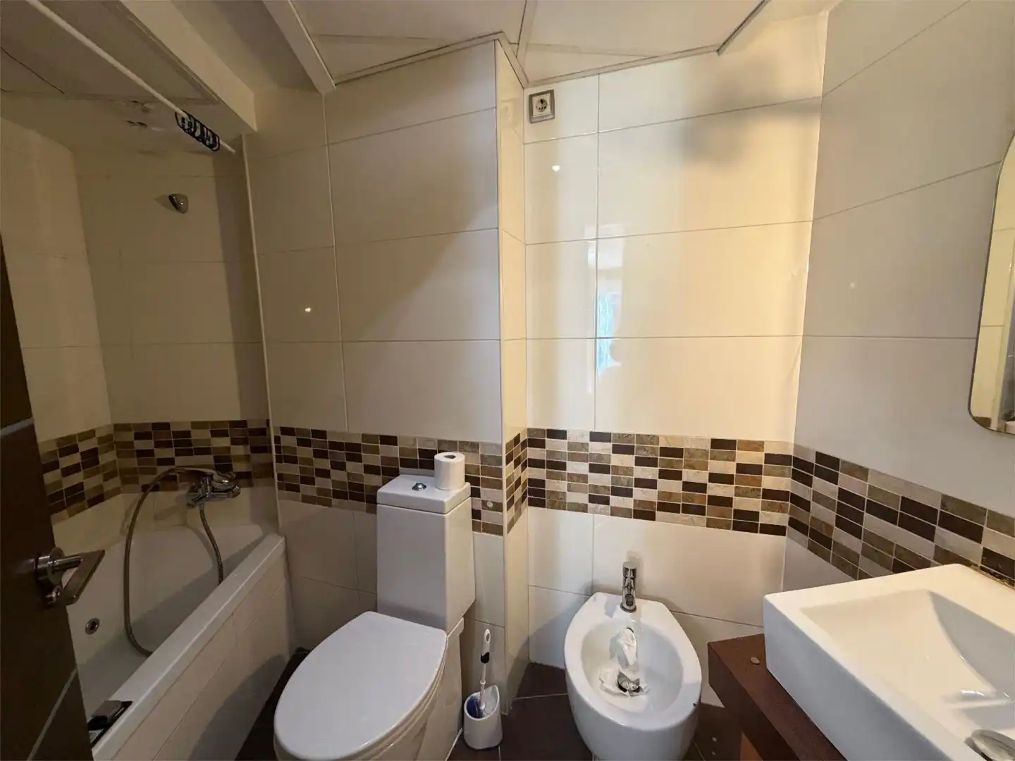 Baño de Piso en venta en La Nucia con Aire acondicionado, Amueblado y Parking comunitario