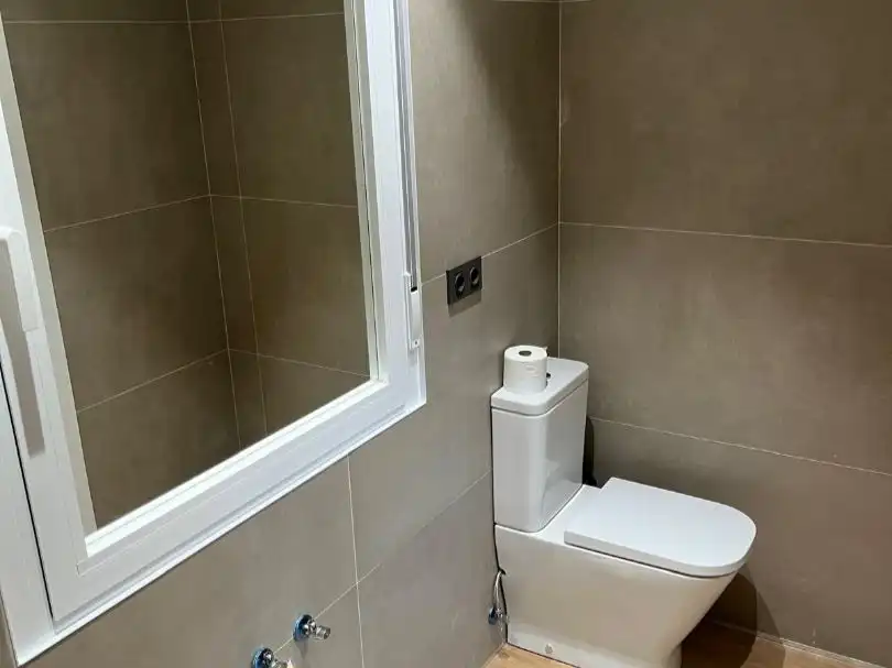 Wohnung zum Verkauf in Avenida del Padre Isla, 118, San Esteban Badezimmer von Wohnung zum Verkauf in León Capital mit Balkon