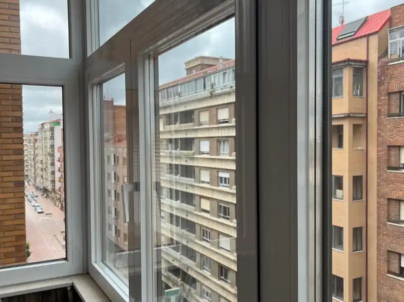 Wohnung zum Verkauf in Avenida del Padre Isla, 118, San Esteban Terrasse von Wohnung zum Verkauf in León Capital mit Balkon