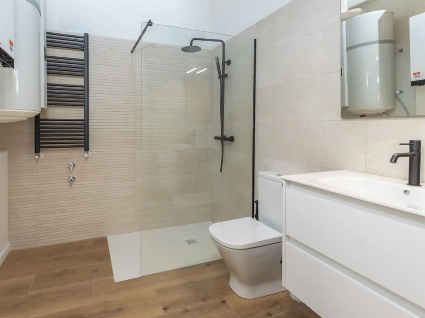 Bathroom of Duplexes for sale in Camprodon  with Heating, Storage room and Balcony