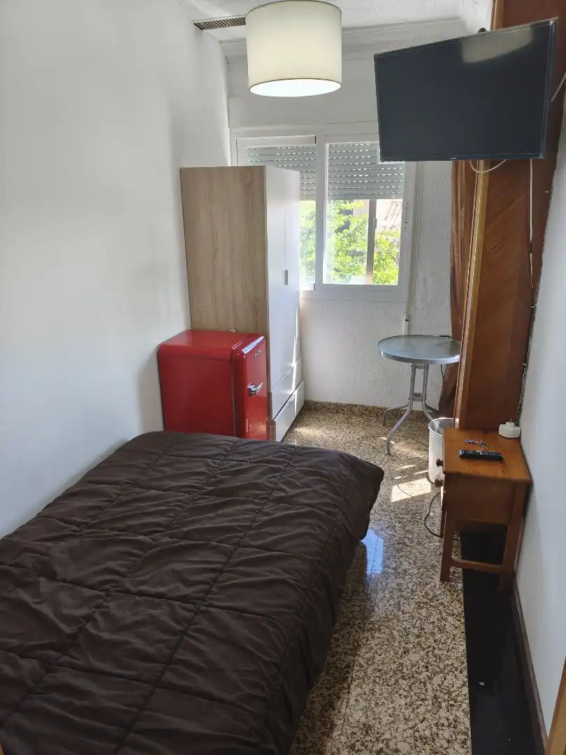Habitación de Piso para compartir en Baza con Terraza, Amueblado y Horno