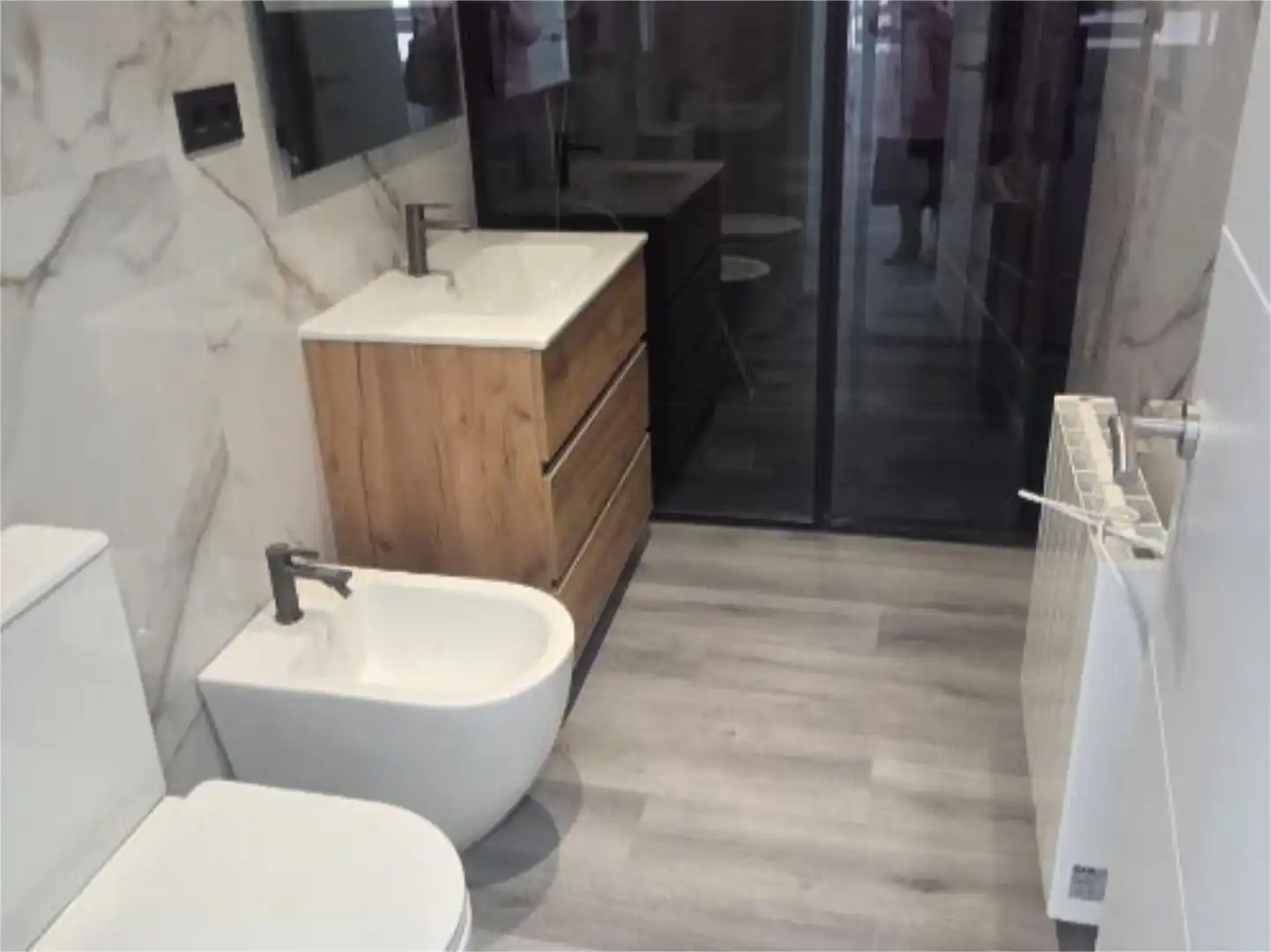 Bathroom of Flat for sale in Vigo   with Terrace