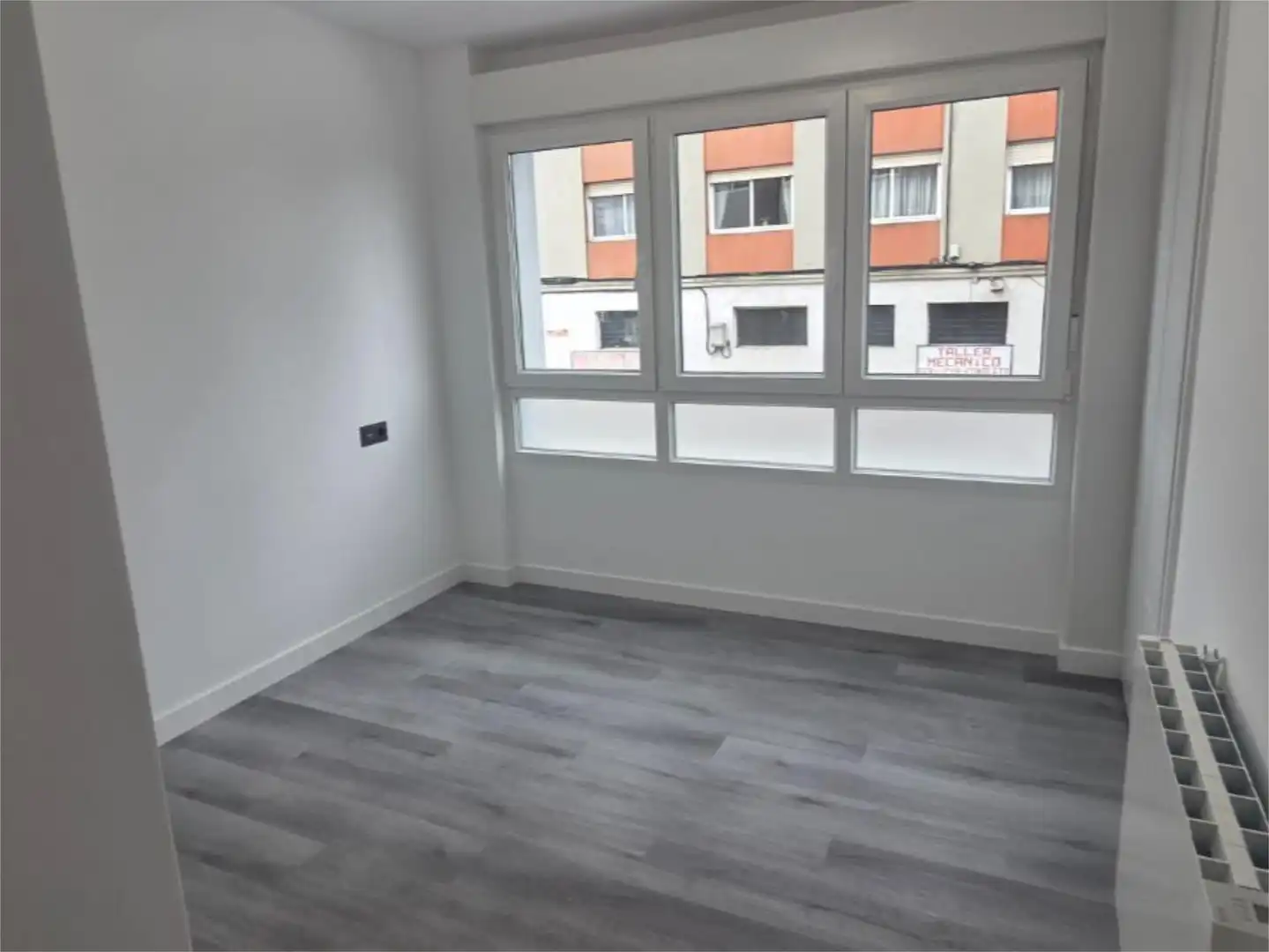 Bedroom of Flat for sale in Vigo   with Terrace