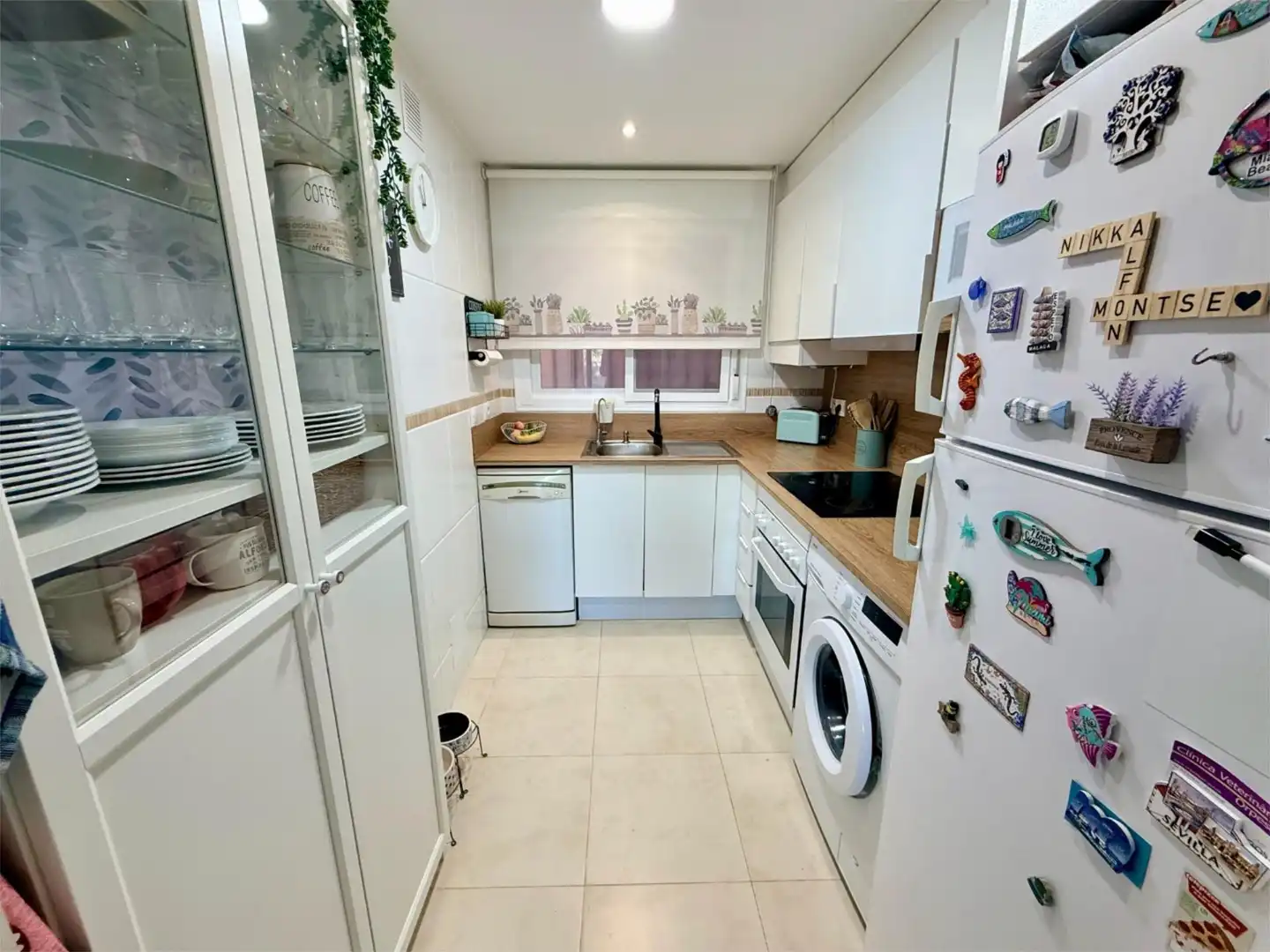 Apartamento en venta en Carrer Amplaries, 47, Cala Blanca Cocina de Apartamento en venta en Oropesa del Mar / Orpesa con Aire acondicionado, Terraza y Piscina