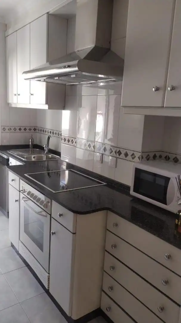 Flat for rent in Rúa Castelao, 9, Zona de Plaza de Barcelos Flat for rent in Rúa Castelao, 9, Zona de Plaza de Barcelos