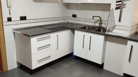 Foto 2 de Piso en venta en Calle Amadeo Vives, 3, Parque Ayala - Jardín de la Abadía - Huelín, Málaga Capital