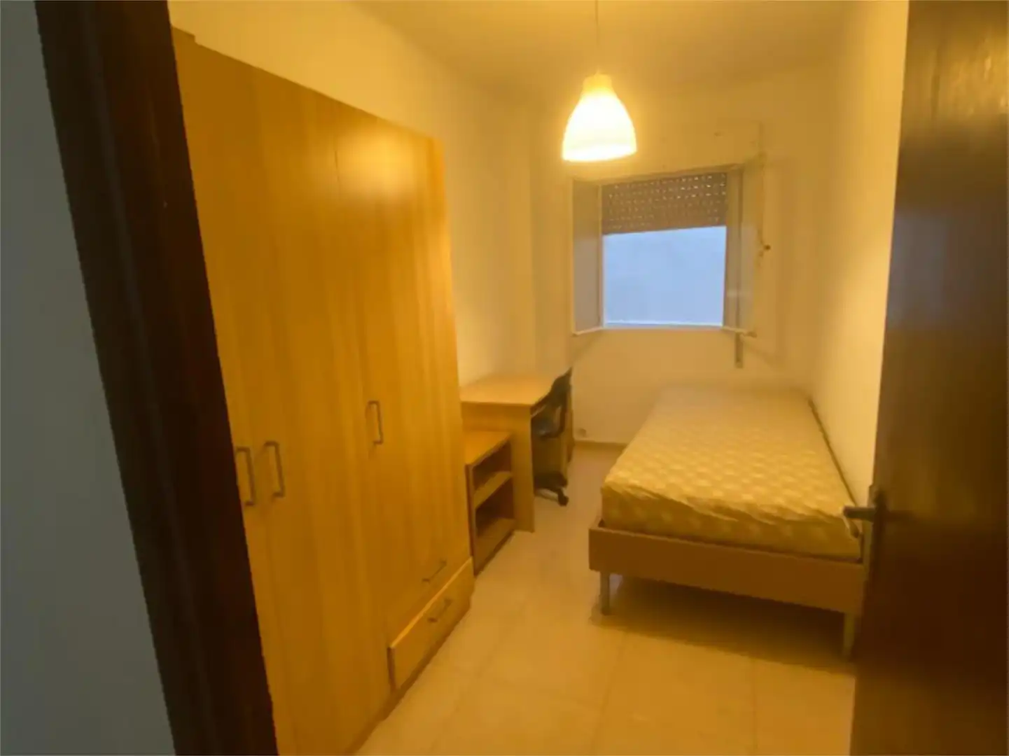Piso de alquiler en Calle Padre Méndez Casariego, 24, San Carlos - San José Habitación de Piso de alquiler en Sevilla con Terraza, Trastero y Amueblado