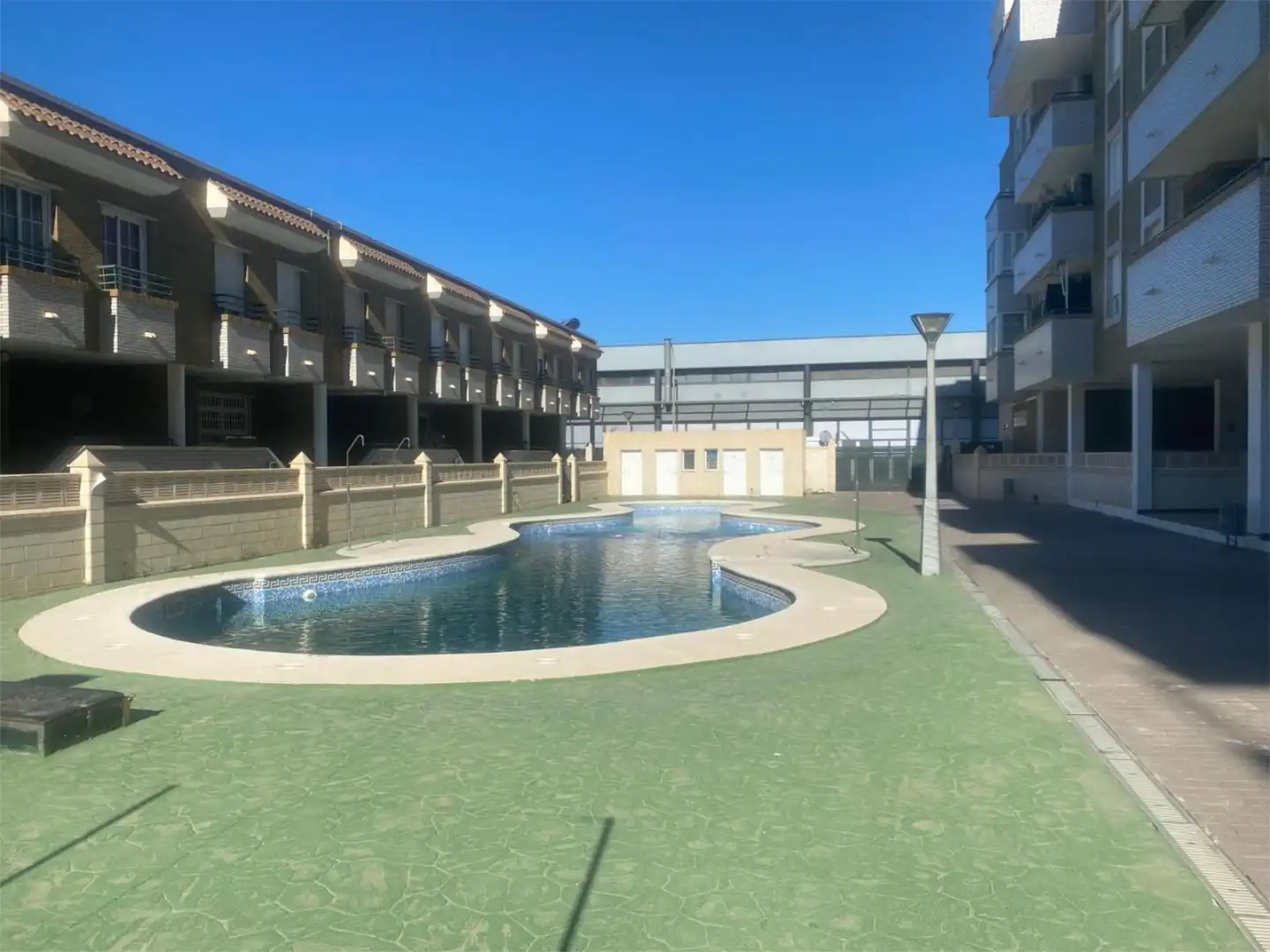 Piscina de Piso en venta en Roquetas de Mar con Aire acondicionado, Terraza y Piscina