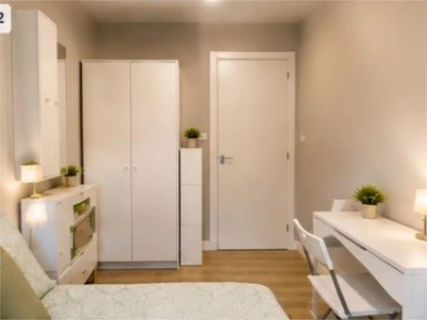 Bedroom of Flat for sale in Madrid  with Air Conditioner and Heating