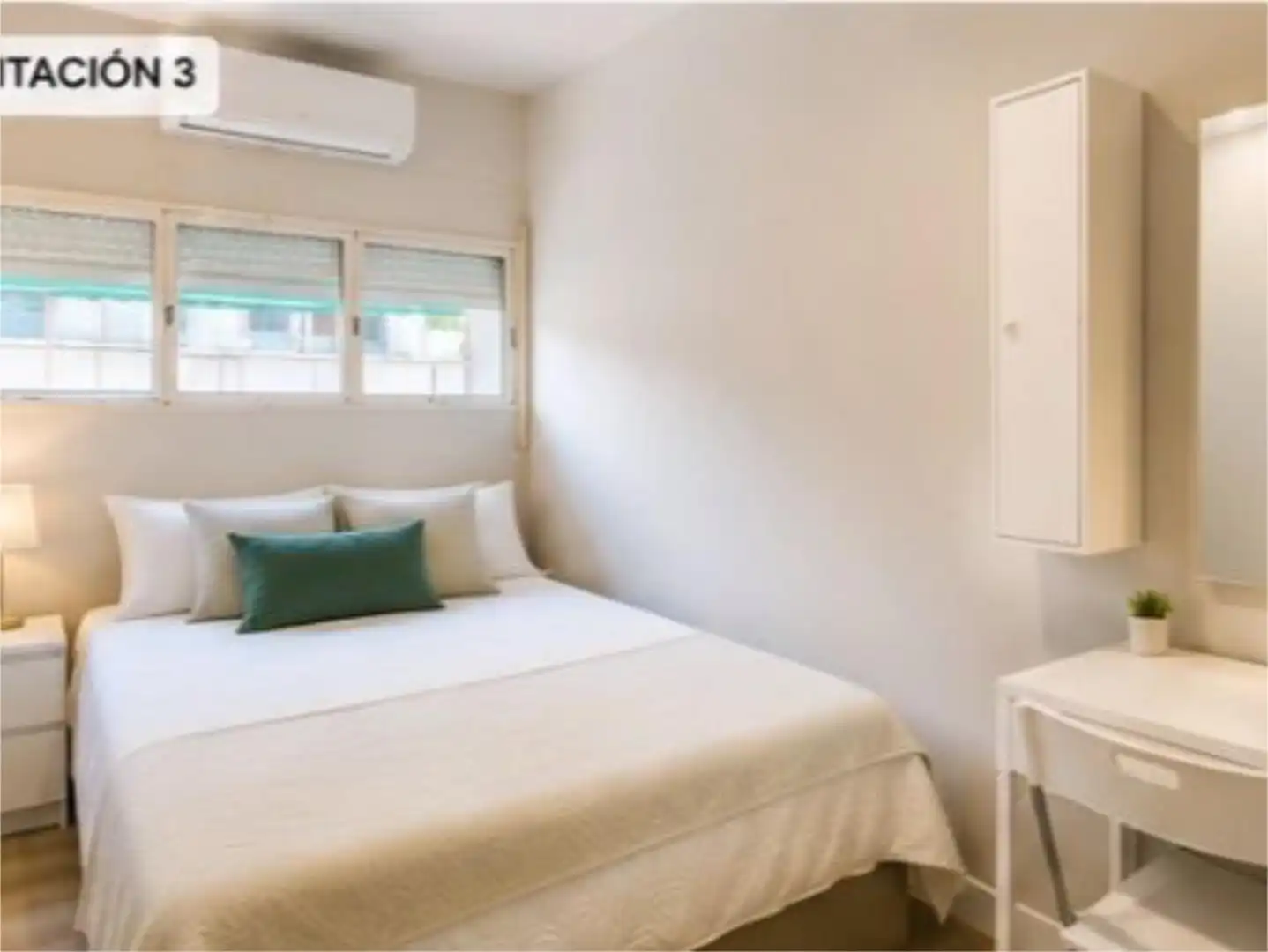 Bedroom of Flat for sale in Madrid  with Air Conditioner and Heating