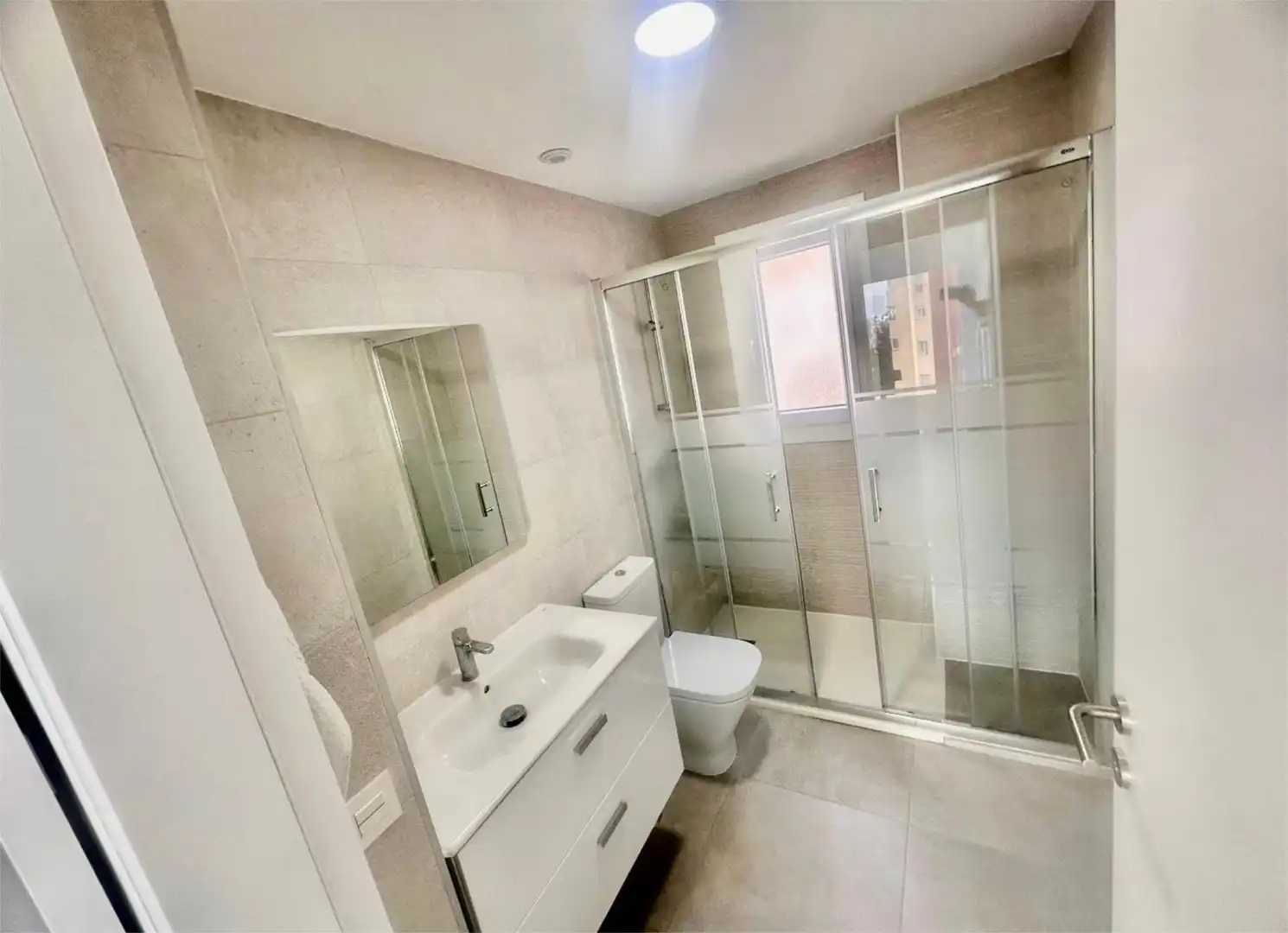 Detached homes for sale in Calle Desembarco, 4, Almerimar Bathroom of Detached homes for sale in El Ejido with Air Conditioner, Terrace and Swimming Pool