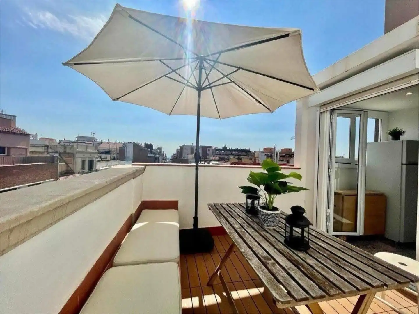 Terraza de Apartamento de alquiler en  Barcelona Capital con Aire acondicionado, Calefacción y Terraza