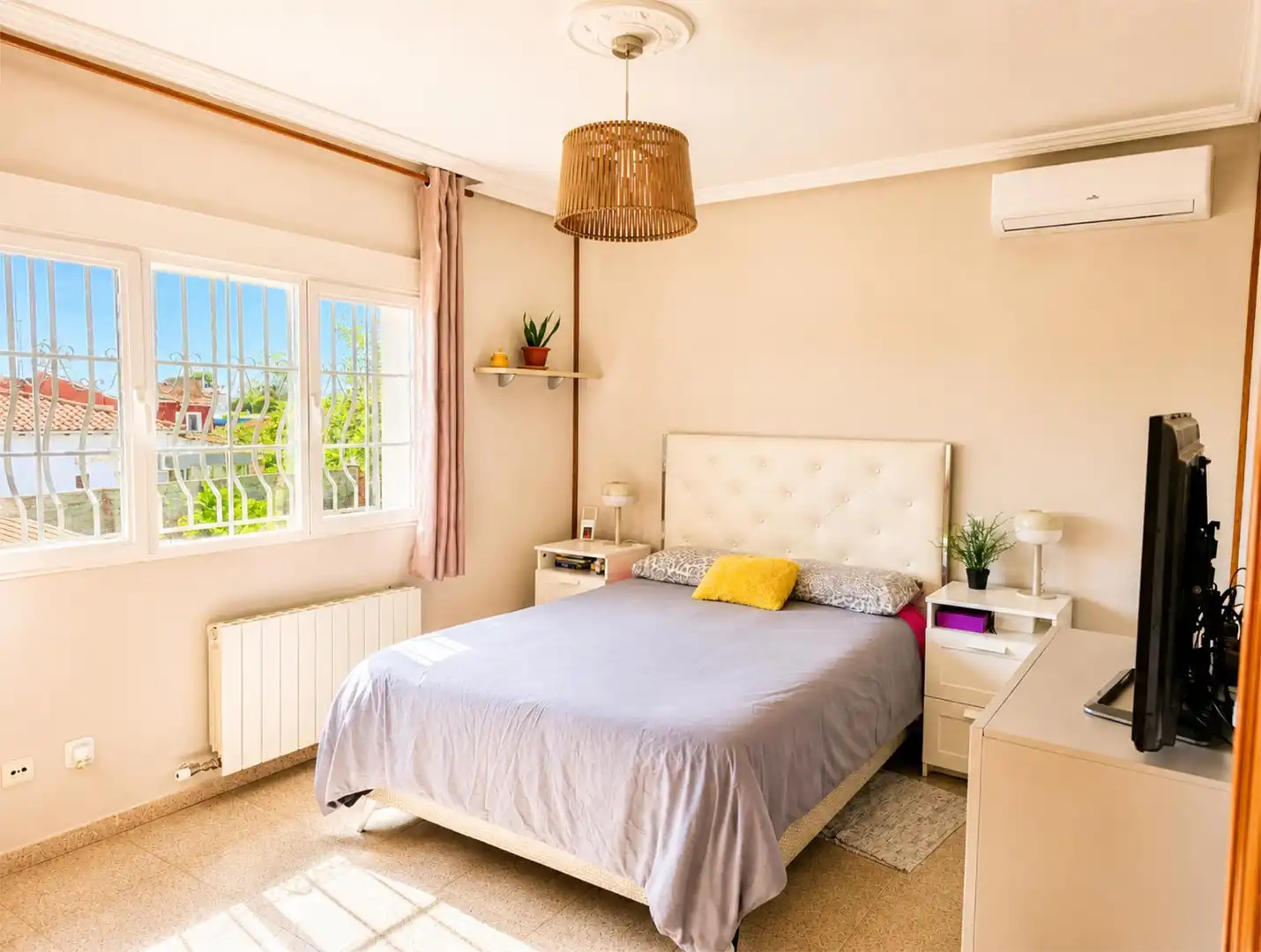 Piso en venta en Calle Victoria, 192, Pepino Habitación de Piso en venta en Pepino con Aire acondicionado, Calefacción y Jardín privado