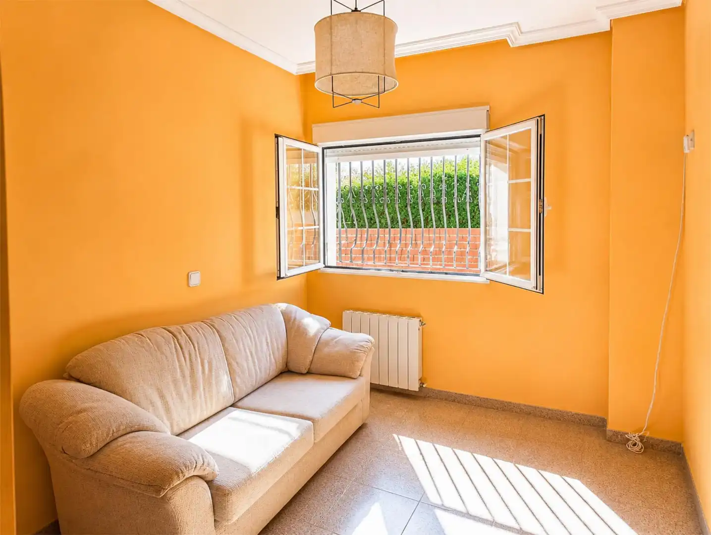Piso en venta en Calle Victoria, 192, Pepino Sala de estar de Piso en venta en Pepino con Aire acondicionado, Calefacción y Jardín privado