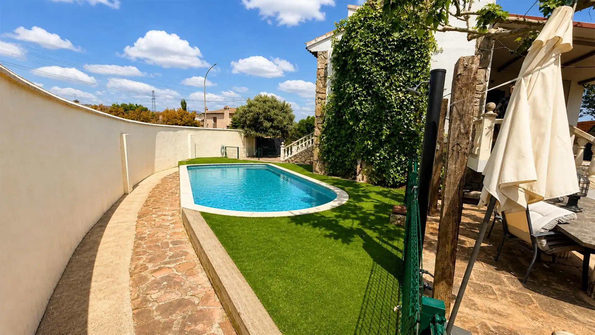 Piso en venta en Calle Victoria, 192, Pepino Piscina de Piso en venta en Pepino con Aire acondicionado, Calefacción y Jardín privado