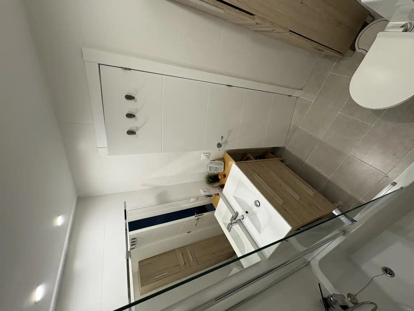 Piso en venta en Carrer d'Antoni Maria Alcover, 52, Camp d'en Serralta Baño de Piso en venta en Palma de Mallorca con Aire acondicionado, Parquet y Amueblado