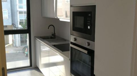 Foto 2 de Piso de alquiler en Avenida de Santiago, 157, Ventiun, Ourense Capital
