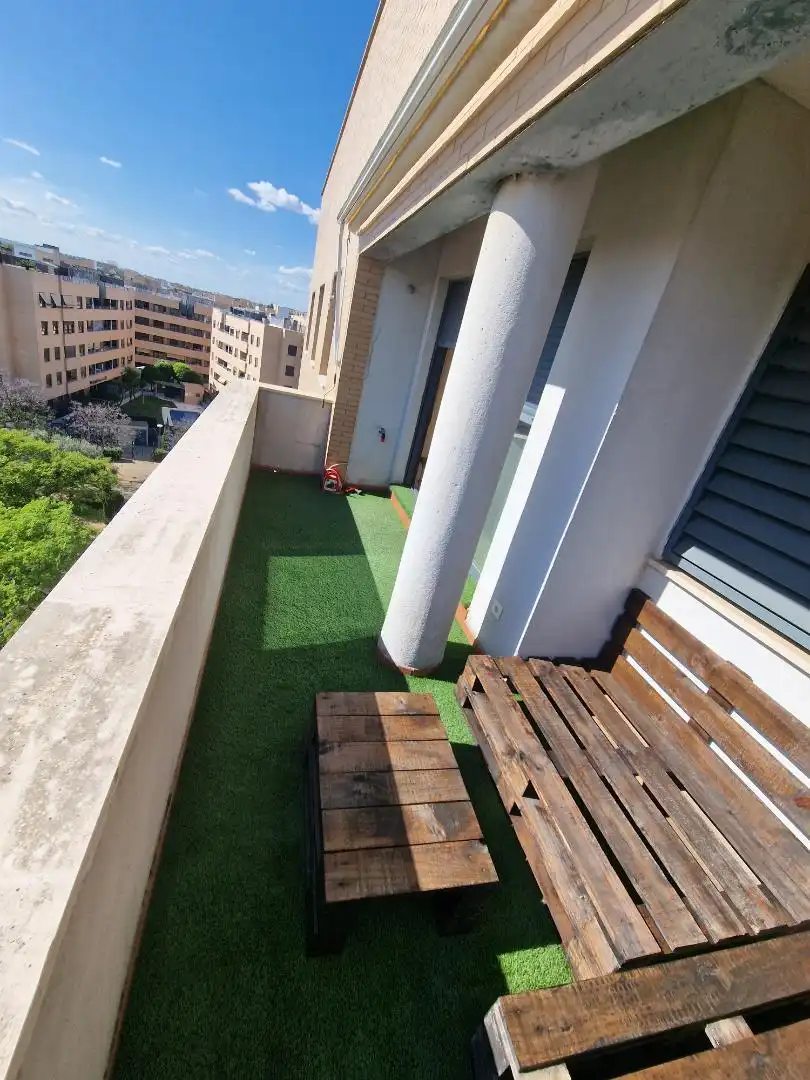 Terrace of Flat for rent in Mairena del Aljarafe  with Heating, Private garden and Parquet flooring