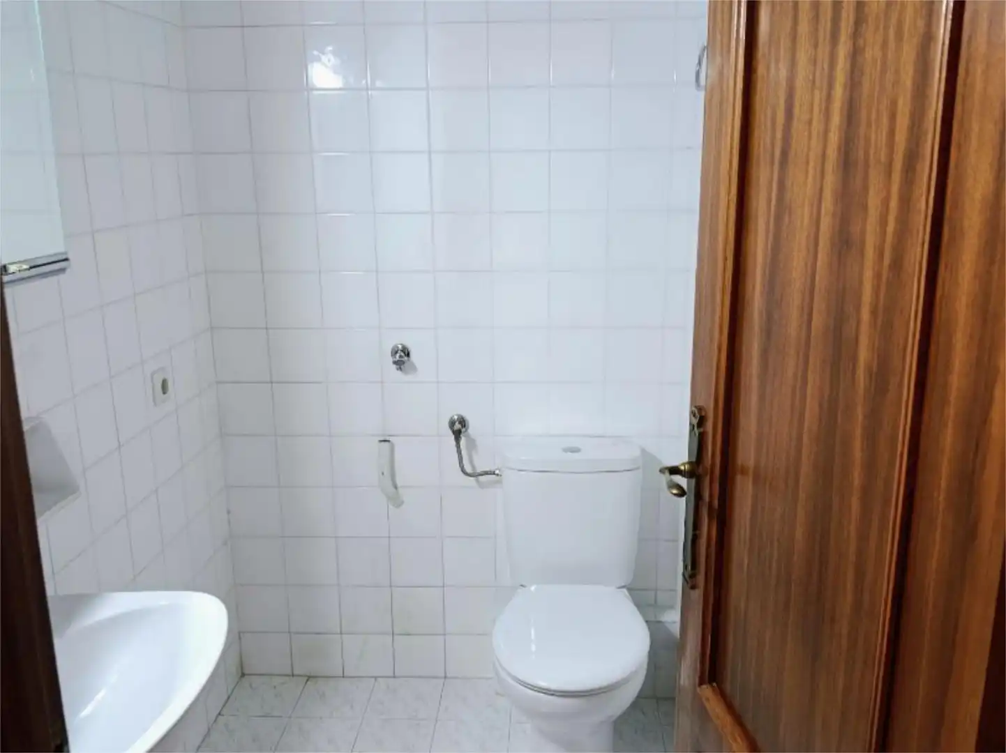 Piso en venta en Calle Primero de Mayo, 1, San José Obrero Baño de Piso en venta en Zamora Capital con Calefacción, Terraza y Trastero