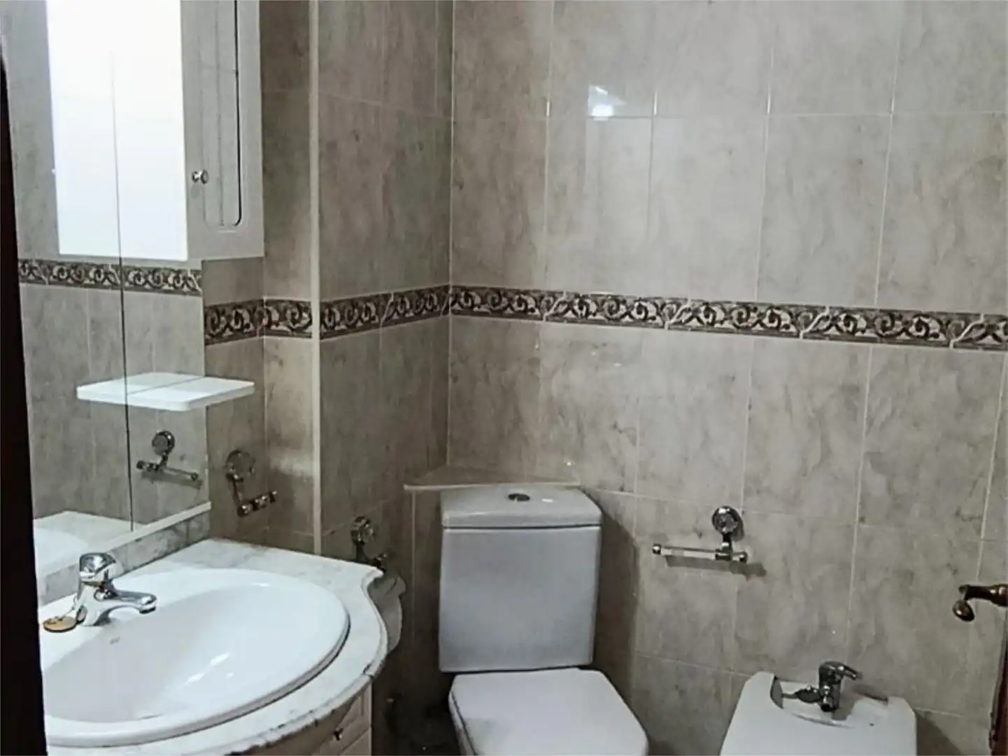 Piso en venta en Calle Primero de Mayo, 1, San José Obrero Baño de Piso en venta en Zamora Capital con Calefacción, Terraza y Trastero