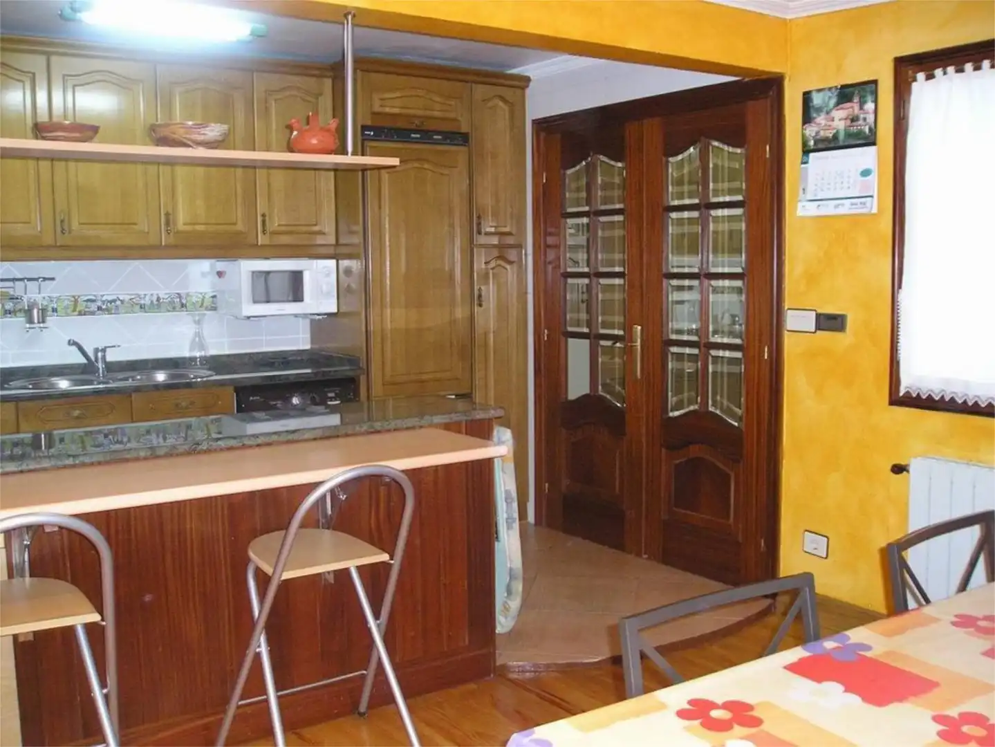 Wohnung zum Verkauf in Barrenkalea, 20, Bergara Küche von Wohnung zum Verkauf in Bergara mit Terrasse und Balkon