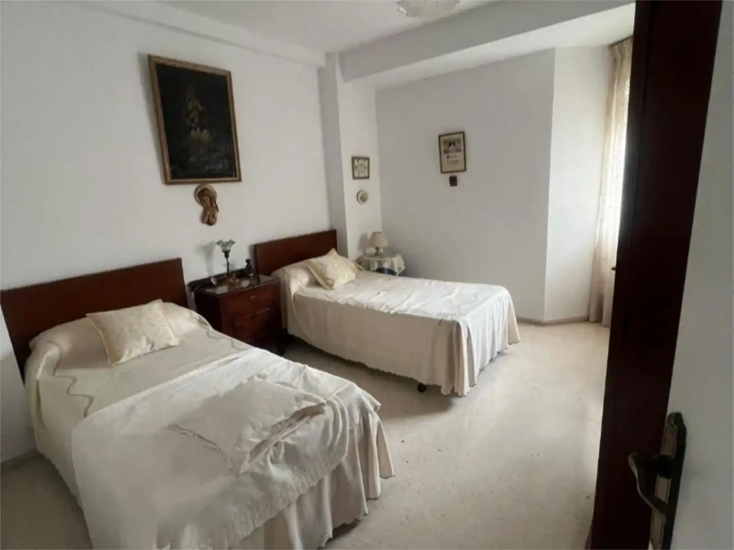 Bedroom of Flat for sale in Sevilla  with Furnished and Community parking