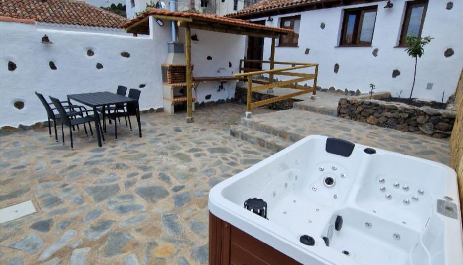 Casa o xalet en venda a Paseo de Venezuela, 36, La Vega - El Amparo - Cueva del Viento, Icod de los Vinos - imatge 1 Foto 1 de Casa o xalet en venda a Paseo de Venezuela, 36, La Vega - El Amparo - Cueva del Viento, Icod de los Vinos