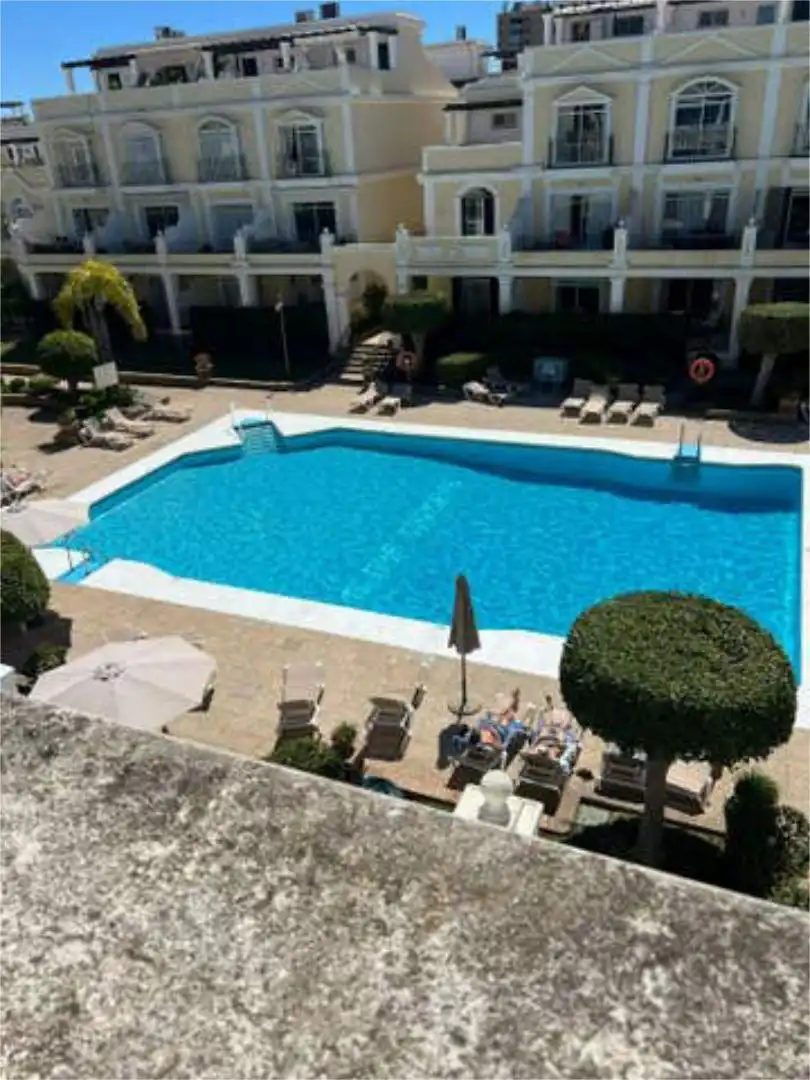 Apartament de lloguer a Aloha Apartament de lloguer a Aloha