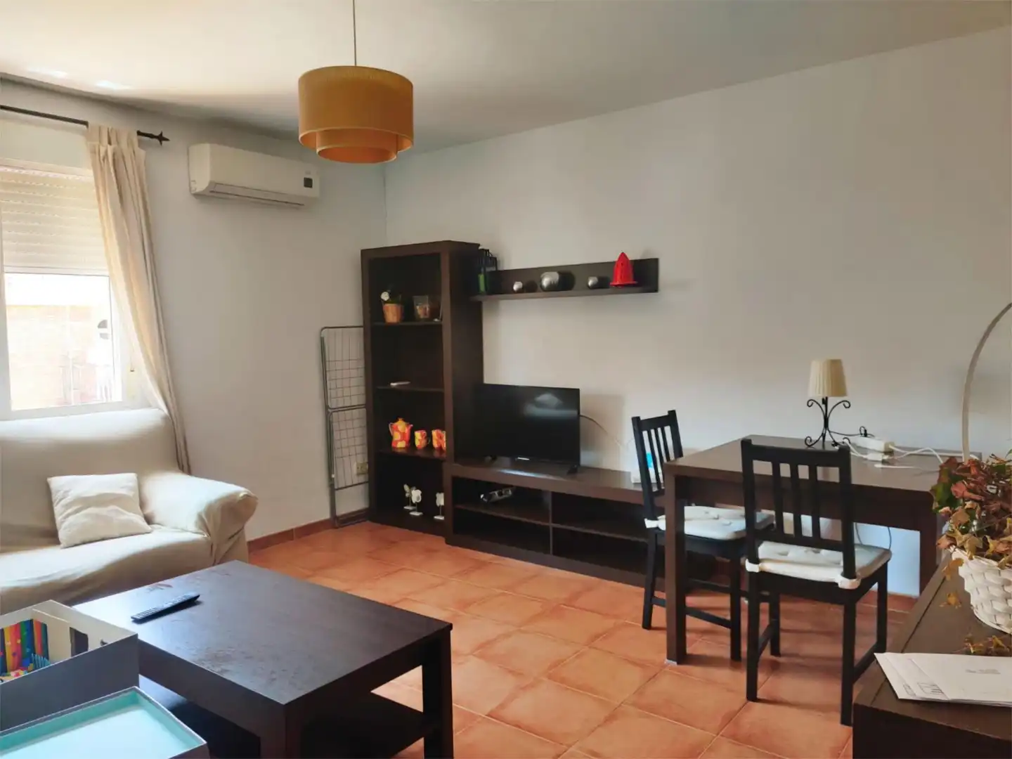 Habitación en Plaza Rio Tietar, 1, Santa Cristina - San Rafael Habitación en Plaza Rio Tietar, 1, Santa Cristina - San Rafael