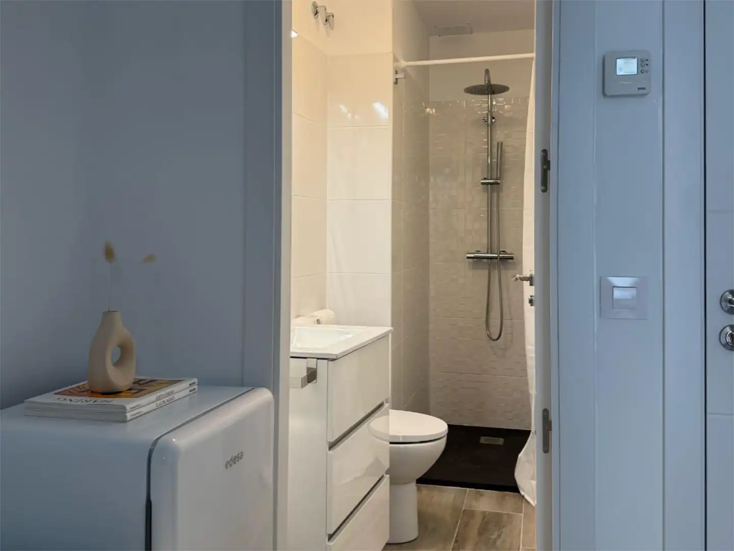 Baño de Piso de alquiler en Segovia con Calefacción, Amueblado y Balcón