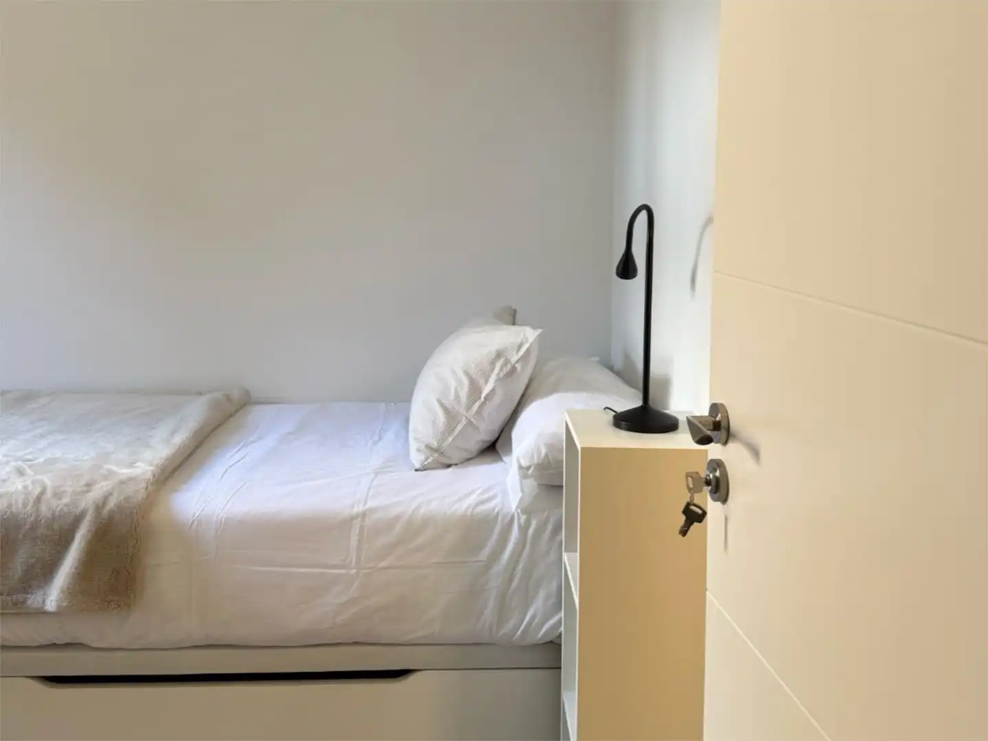 Habitación de Piso de alquiler en Segovia con Calefacción, Amueblado y Balcón