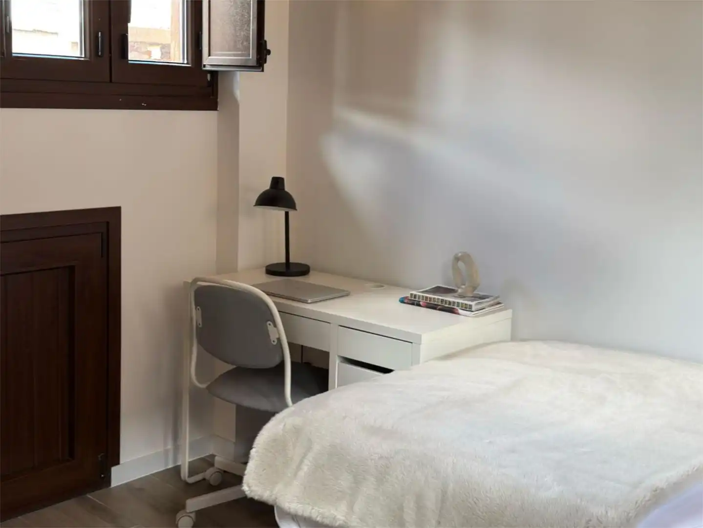 Habitación de Piso de alquiler en Segovia con Calefacción, Amueblado y Balcón