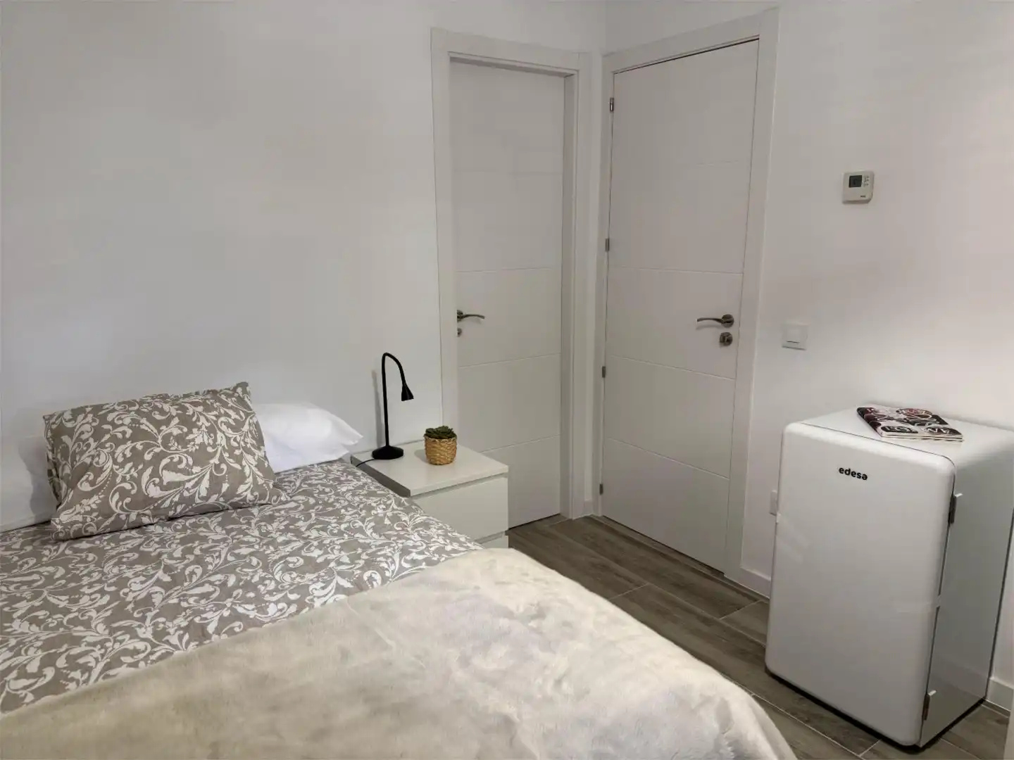 Habitación de Piso de alquiler en Segovia con Calefacción, Amueblado y Balcón