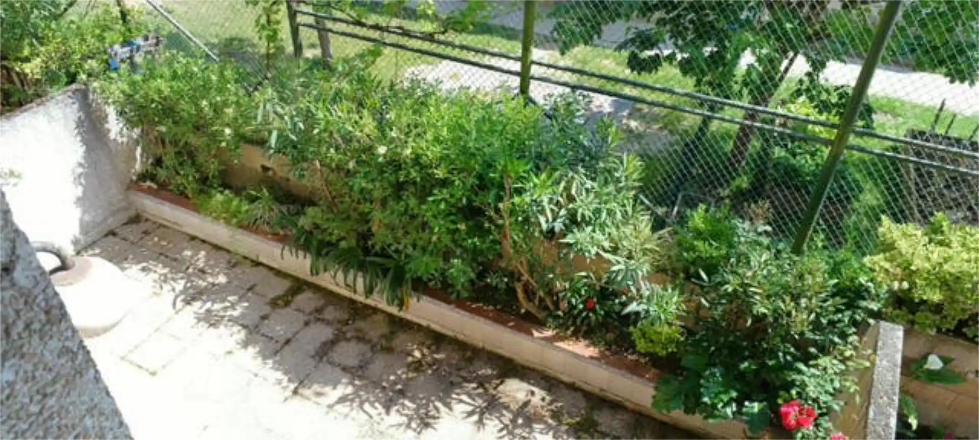 Casa adosada en venda a Peñacastillo - Nueva Montaña Jardí de Casa adosada en venda en Santander