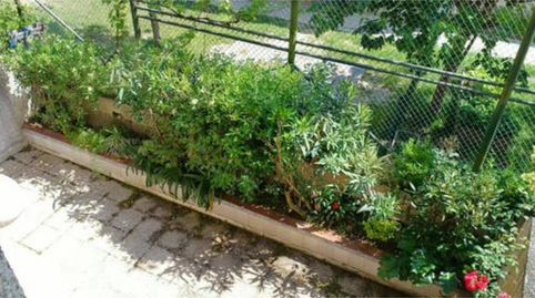 Casa adosada en venta en Peñacastillo - Nueva Montaña, Santander - imagen 2 Foto 2 de Casa adosada en venta en Peñacastillo - Nueva Montaña, Santander