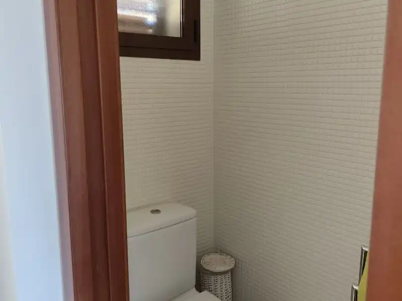 Bany de Pis en venda en Polop amb Aire condicionat, Calefacció i Jardí privat