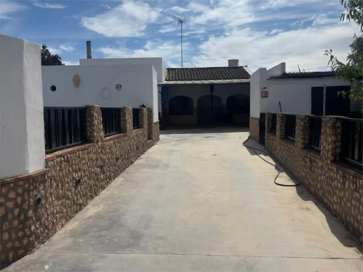 Vista exterior de Piso en venta en Osuna con Aire acondicionado, Jardín privado y Piscina