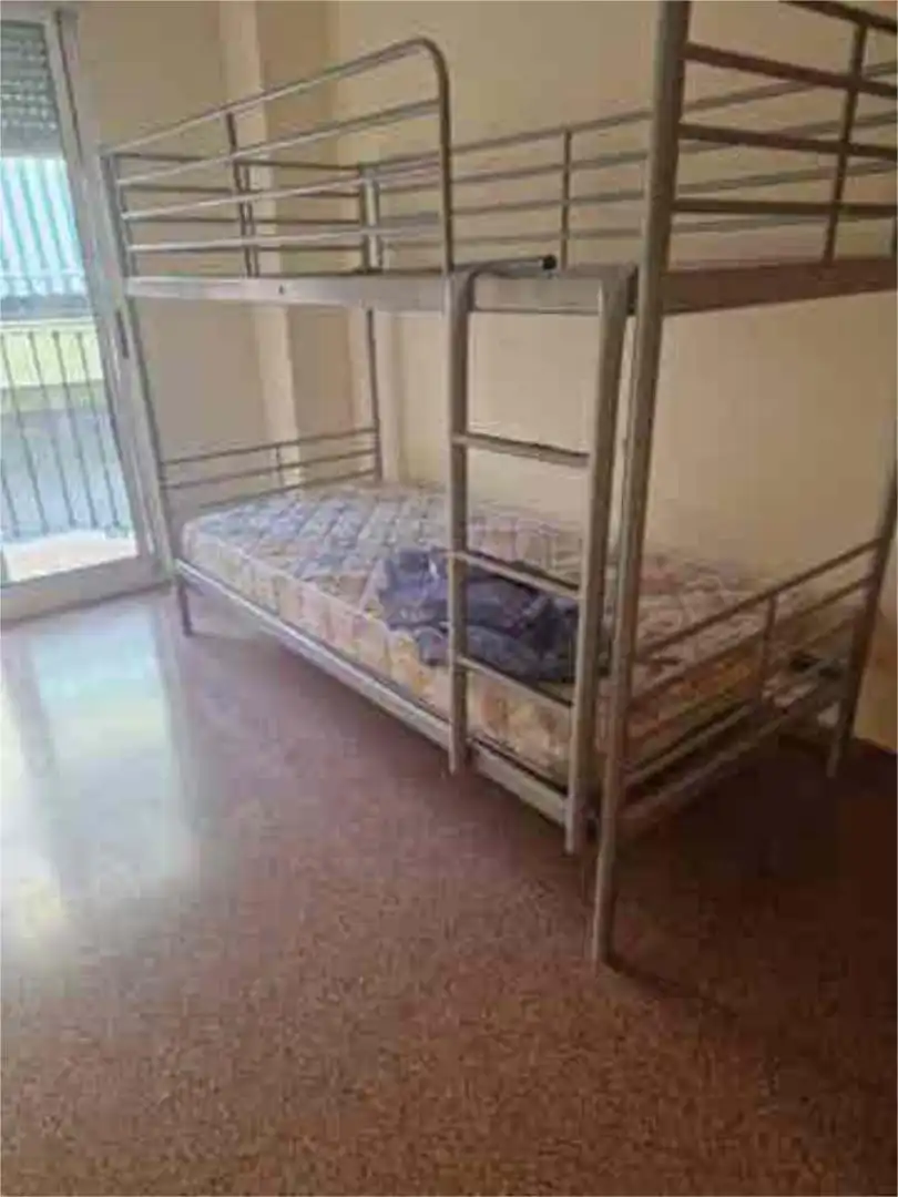 Schlafzimmer von Wohnung zur Miete in Canals mit Terrasse