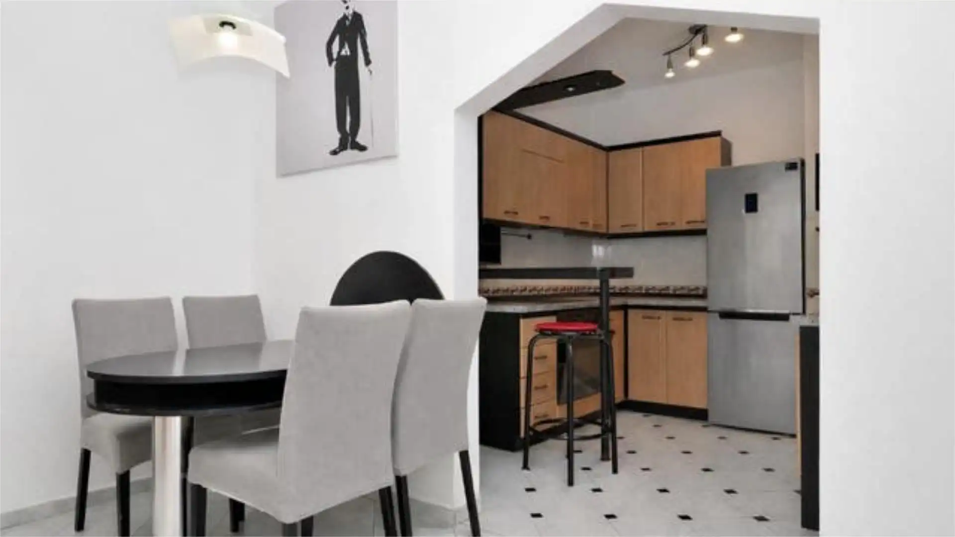 Apartamento en venta en Justicia - Chueca Cocina de Apartamento en venta en Madrid con Trastero y Amueblado