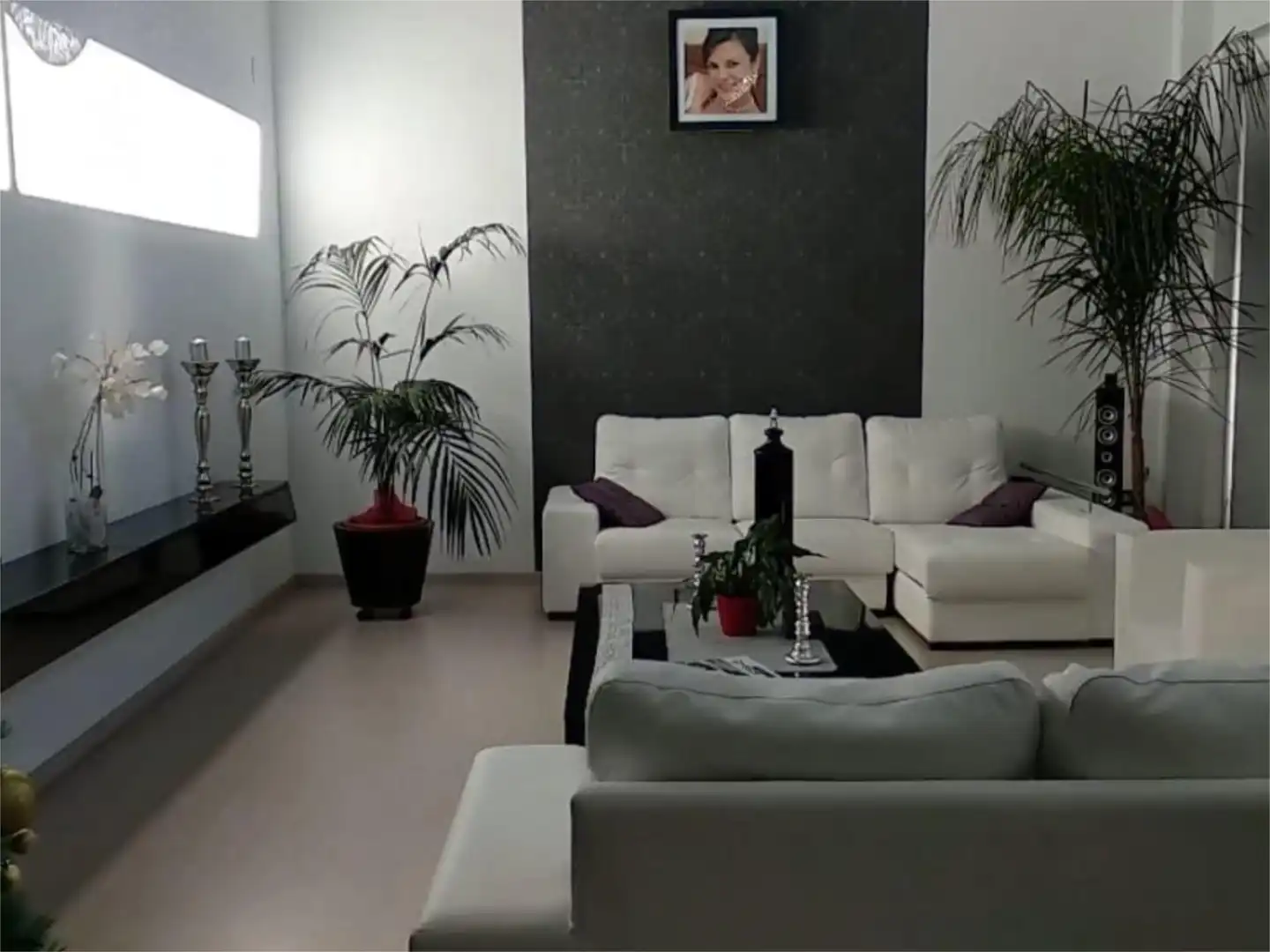 Sala de estar de Casa o chalet en venta en Baena con Aire acondicionado, Calefacción y Jardín privado