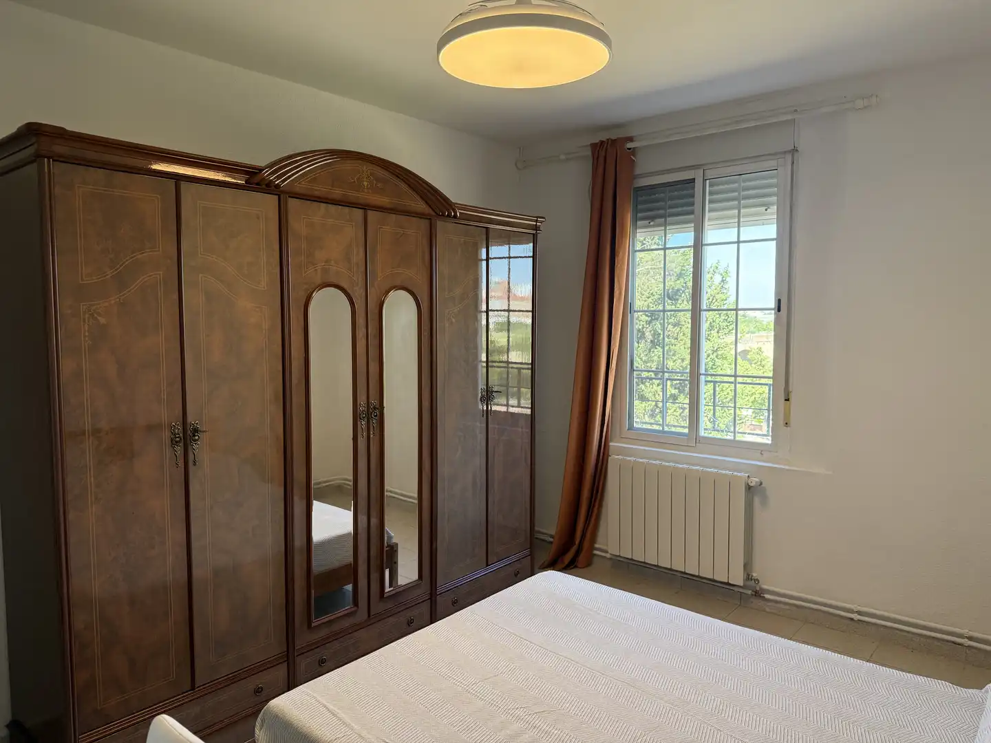 Flat for rent in Avenida Joaquín Costa, Casco Antiguo Bedroom of Flat for rent in Badajoz with Air Conditioner, Heating and Furnished