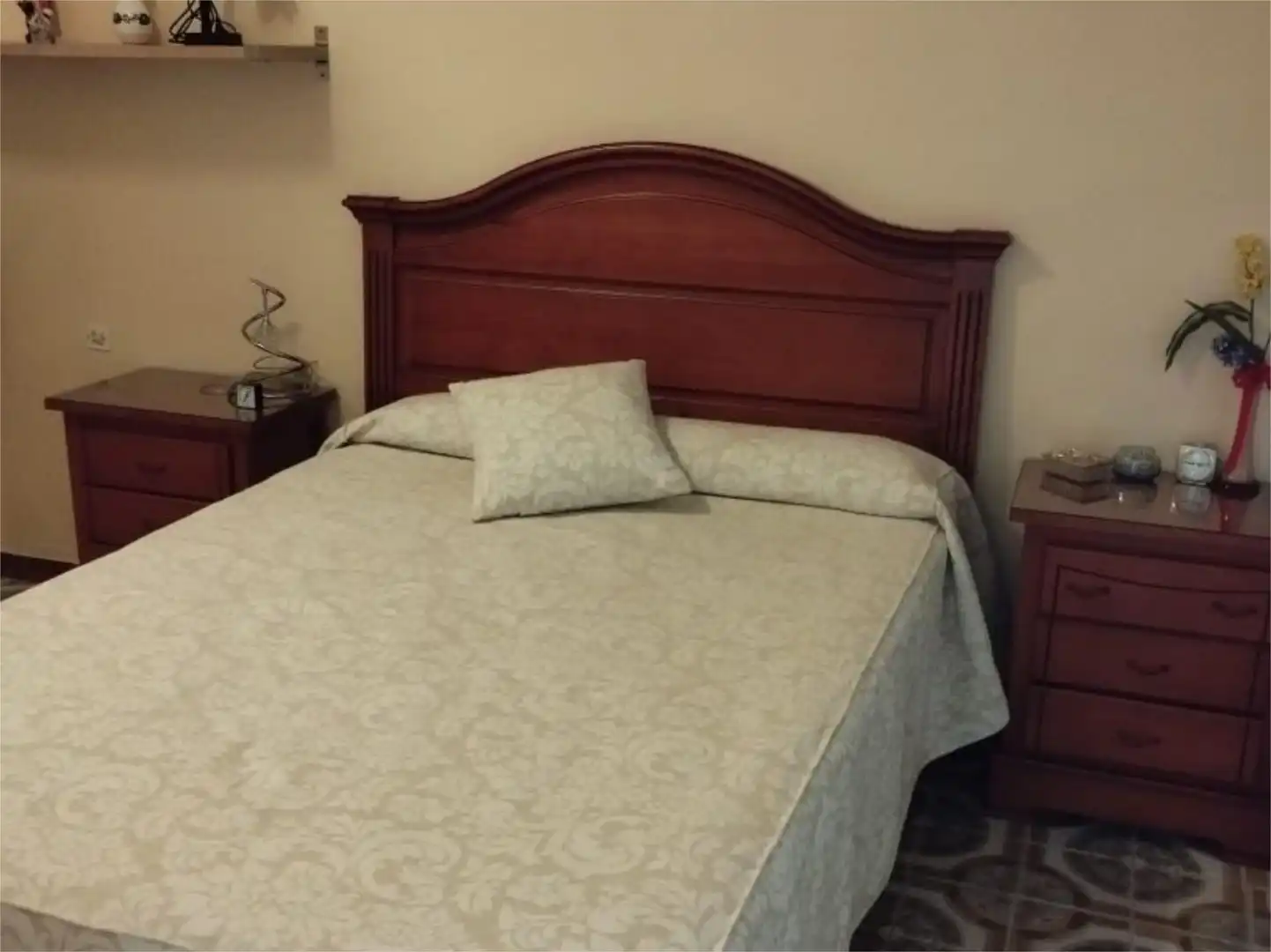 Bedroom of Flat for rent in Mairena del Alcor  with Air Conditioner, Furnished and Balcony
