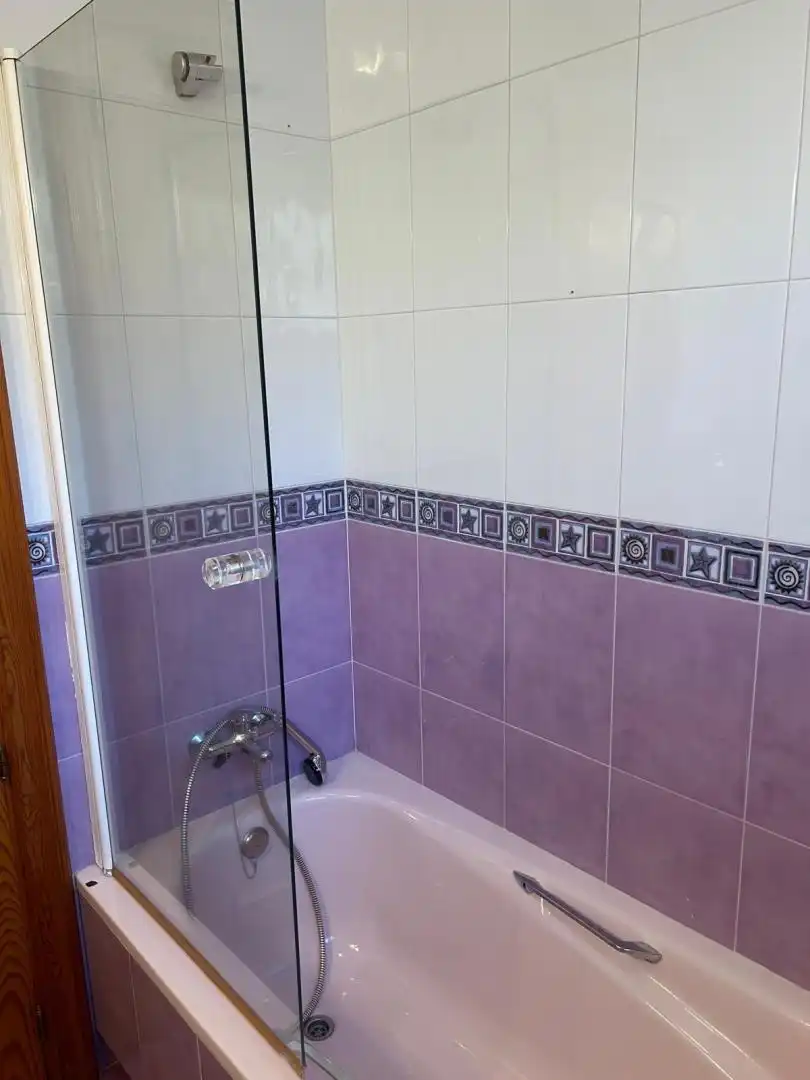 Habitación en Calle Maestro Guridi, 25, Los Negrales Habitación en Calle Maestro Guridi, 25, Los Negrales