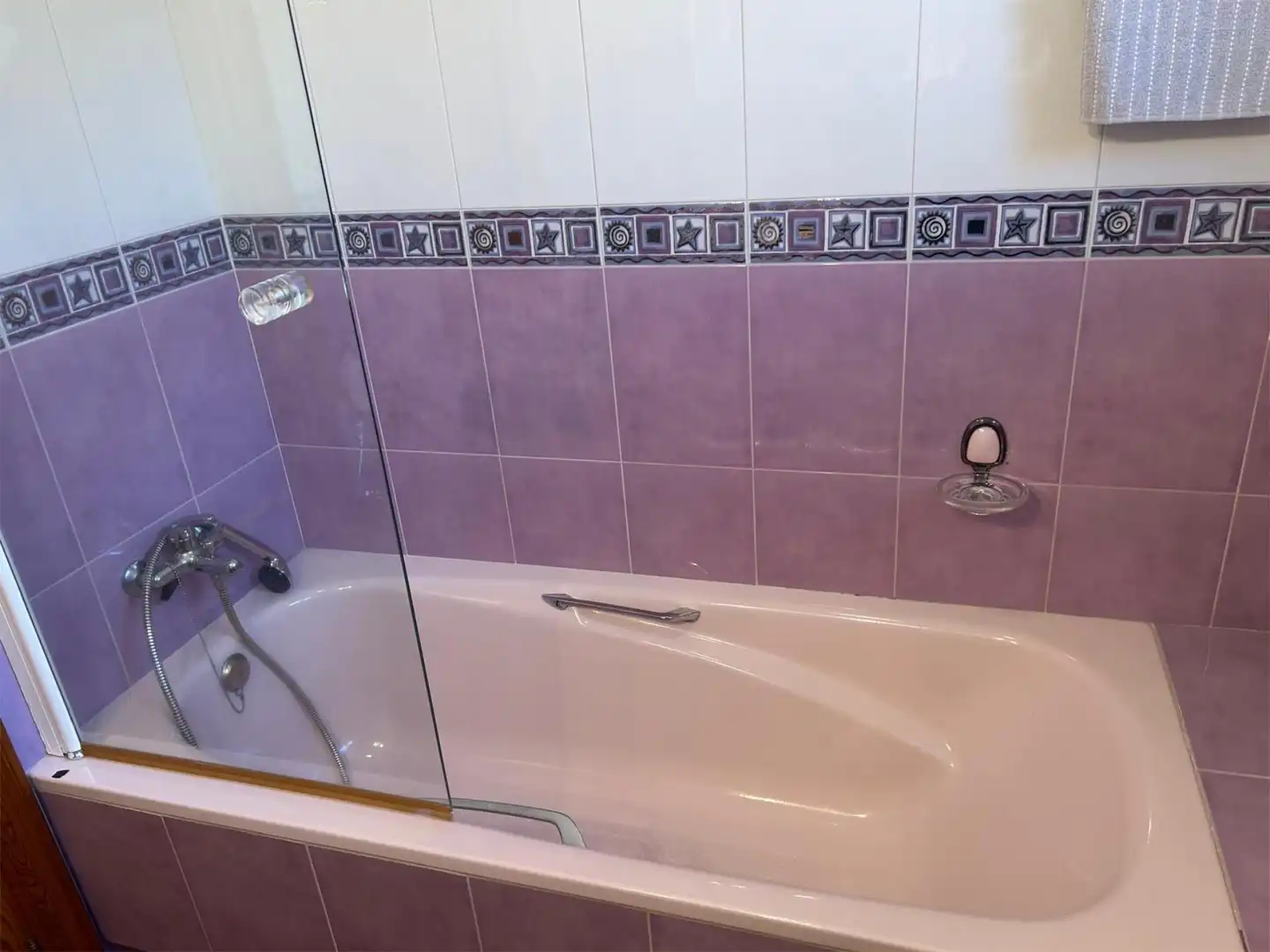 Habitación en Calle Maestro Guridi, 25, Los Negrales Habitación en Calle Maestro Guridi, 25, Los Negrales
