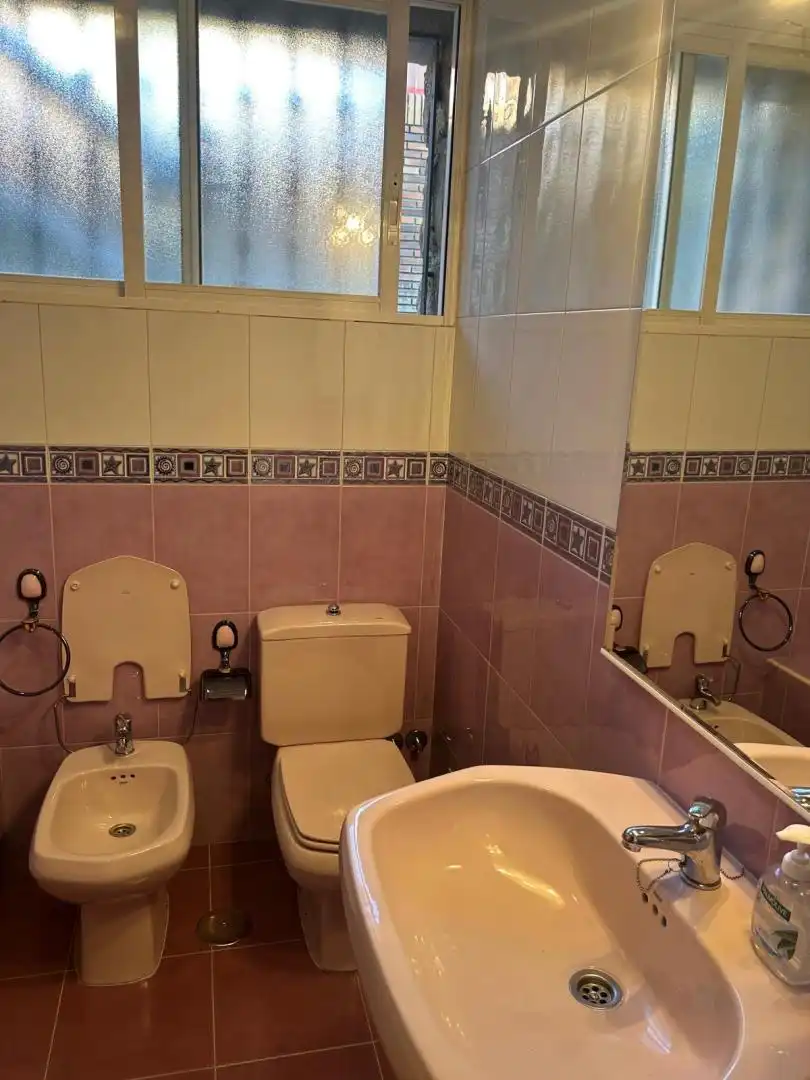 Habitación en Calle Maestro Guridi, 25, Los Negrales Habitación en Calle Maestro Guridi, 25, Los Negrales
