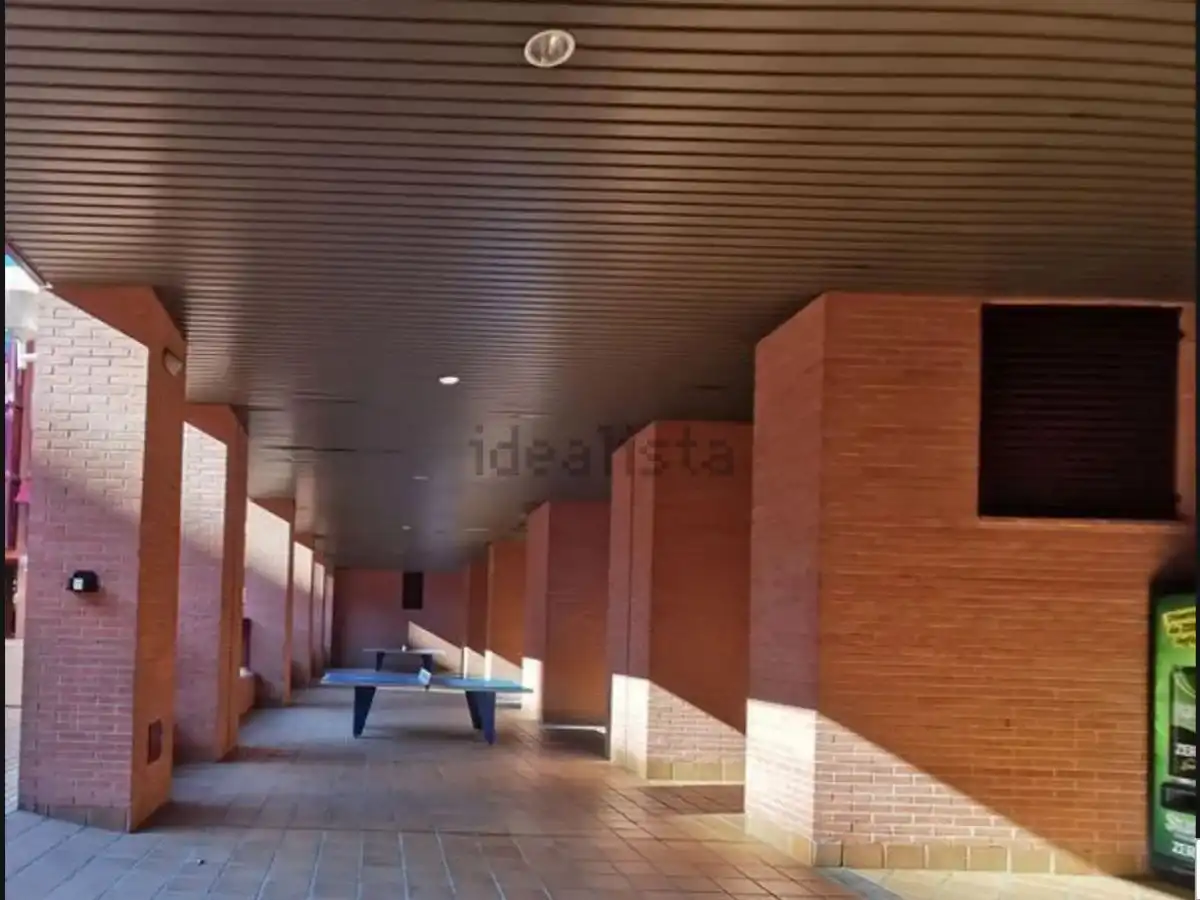 Flat for sale in  Madrid Capital  with Air Conditioner, Swimming Pool and Balcony